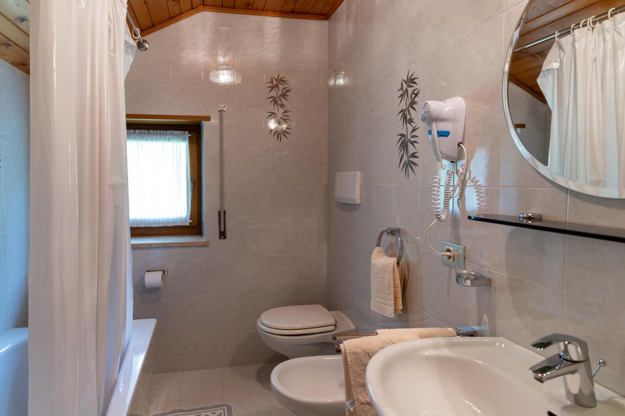 Chalet Fisti La Villa  Room photo